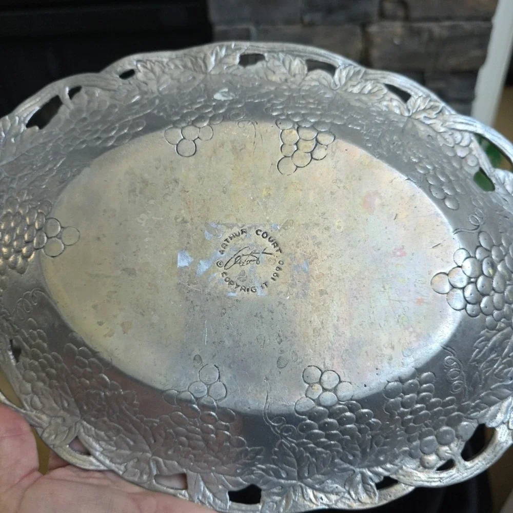 Vintage Arthur Court Grapevine Oval 13